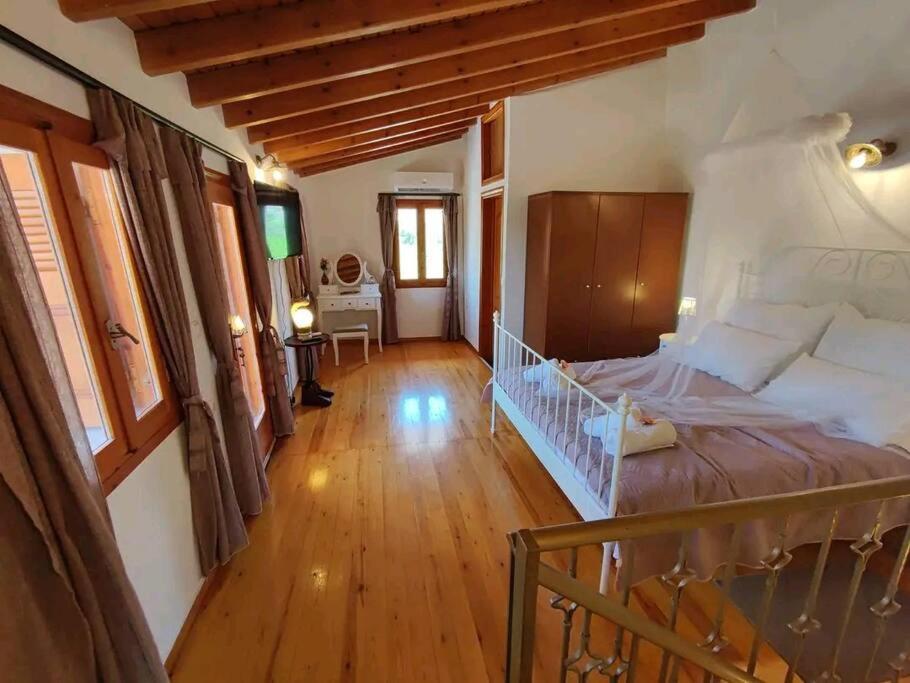 Mourniaí Nikόla'S Houseヴィラ エクステリア 写真